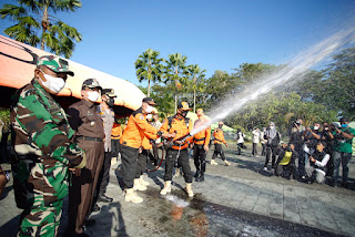 dfb2c046da4beb9d87b81c69abd71128