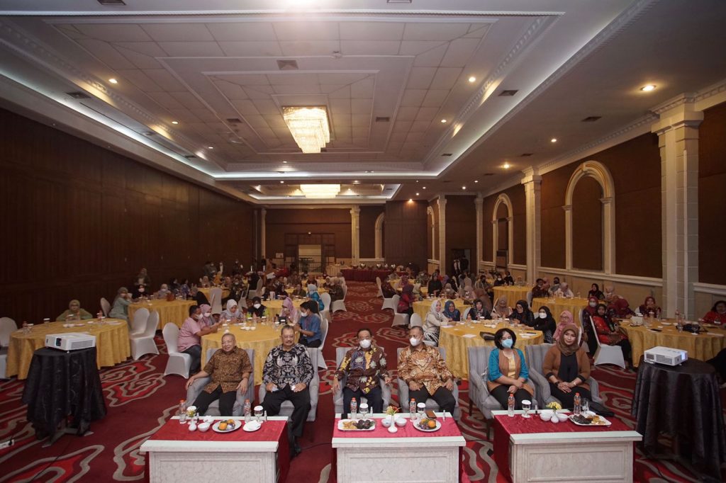 b06d409703e54a7588273c6013a3058a